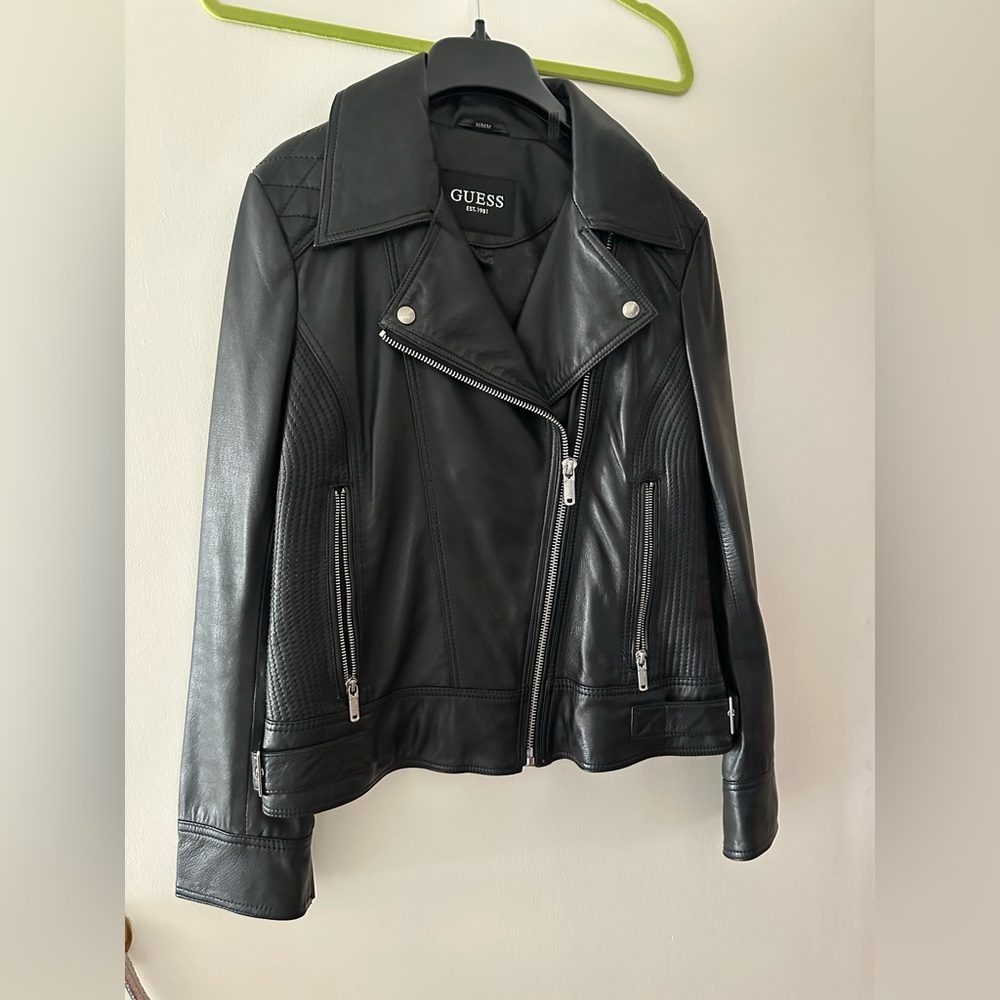 GUESS Black Genuine Leather Jacket for Women sz Medium brand new never worn